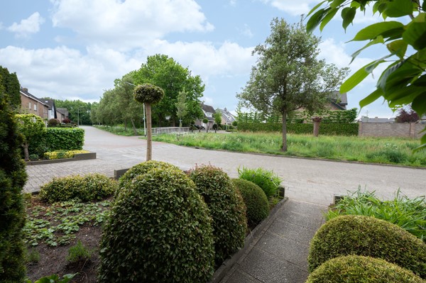 Medium property photo - Ericalaan 35, 4741 EM Hoeven